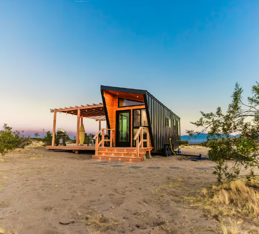 Stargazing Tiny Home: Lancaster, California